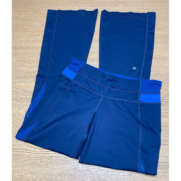 lululemon athletica Pants - Lululemon Woman’s Blue Flared Pant Size 6